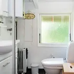 Secluded Harbor Cottage-by Traum בית נופש