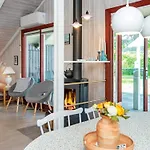 Secluded Harbor Cottage-by Traum בית נופש Hemmet